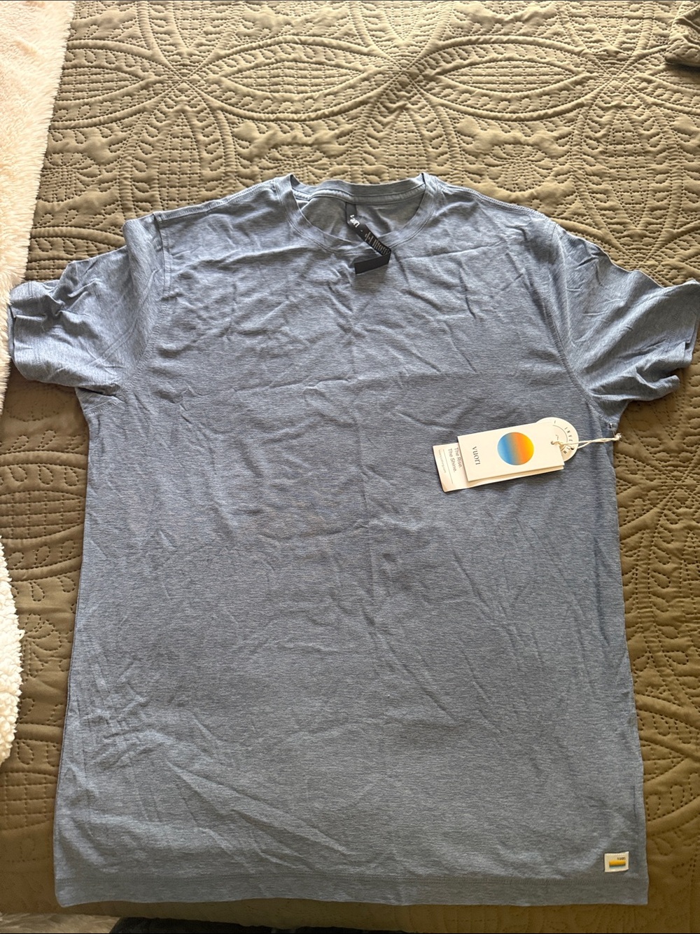 Vuori Men's Crewneck Tee in Heather Blue